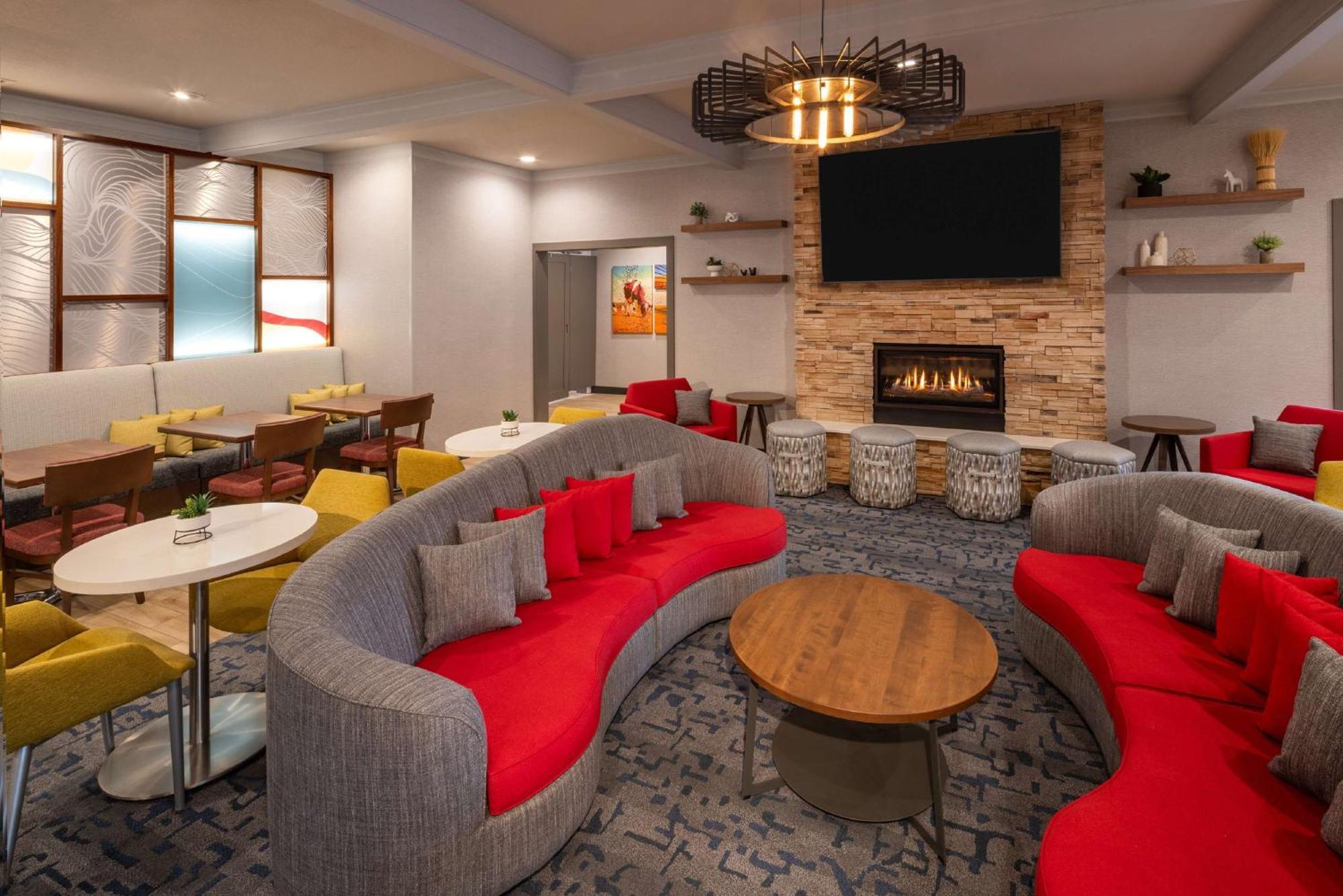 Hampton Inn Pullman Buitenkant foto